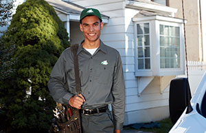 ai_heating_summertuneup_om Wallace service tech